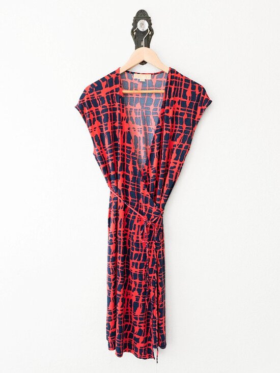 Michael Kors Dresses & Skirts - Michael Kors Wrap Dress M Red Blue Abstract Print Knee Length Tie Waist Stretch
